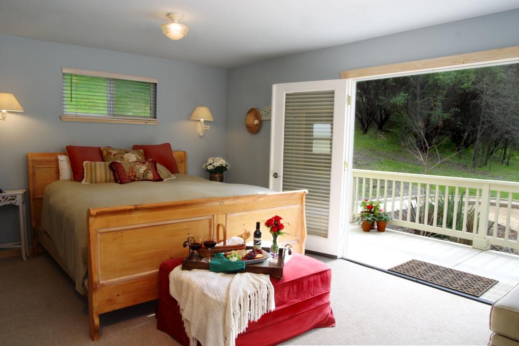 Aurora Park Cottages Calistoga Δωμάτιο φωτογραφία